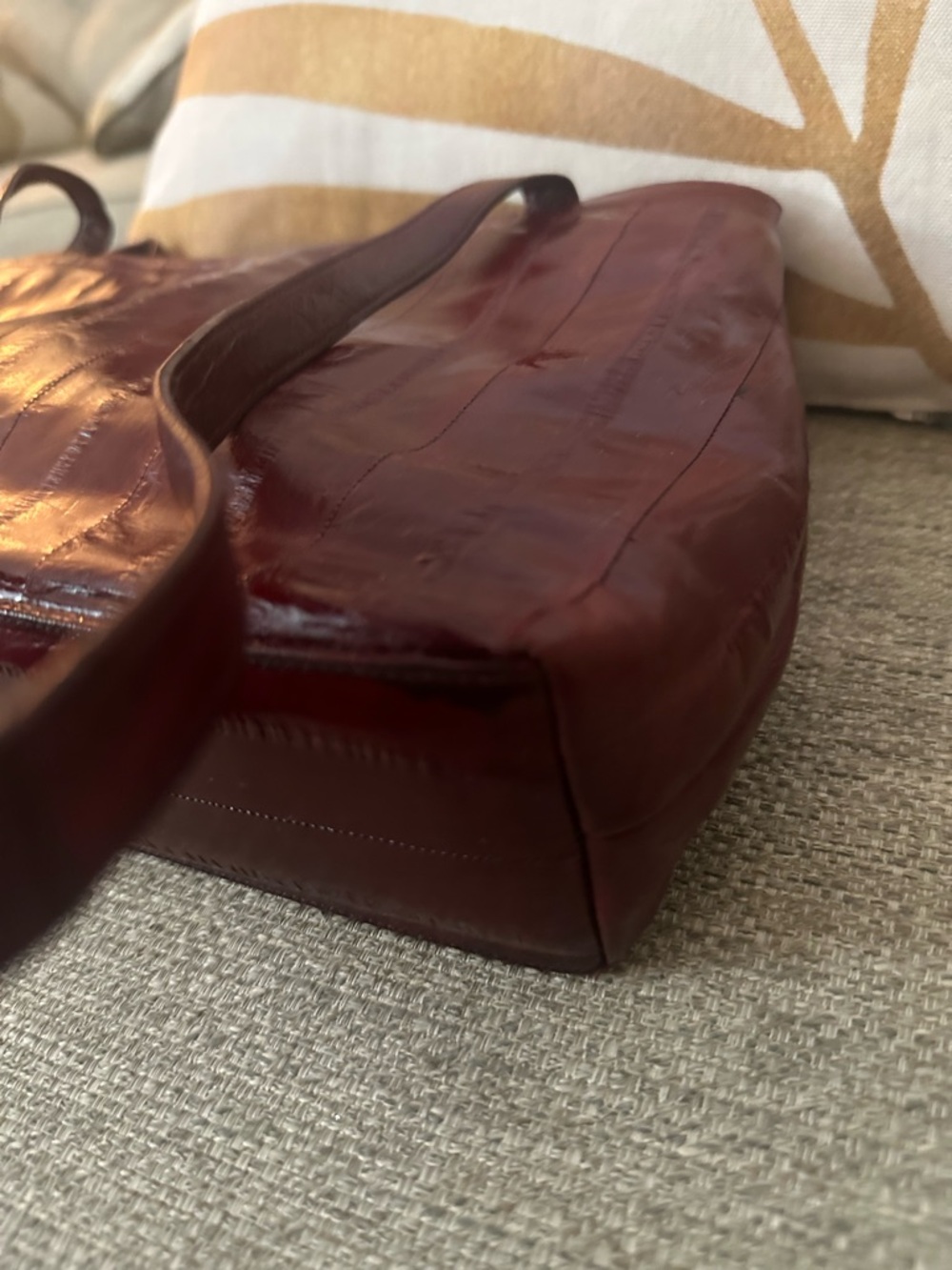 Vintage 90s Burgundy Sunco Korea Eel Skin Bag | Slim Minimalist Quiet Luxury - Picture 11 of 16